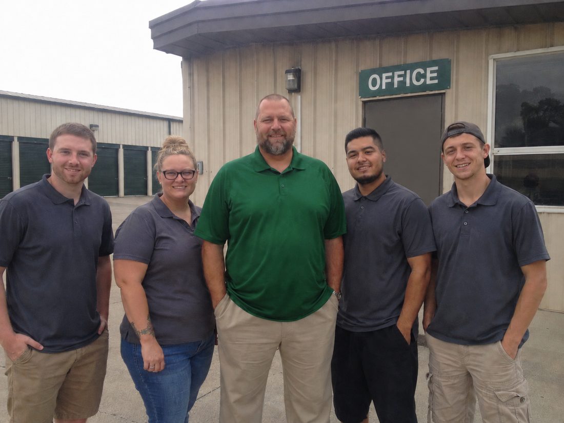 Pest control professionals in Newark, NJ